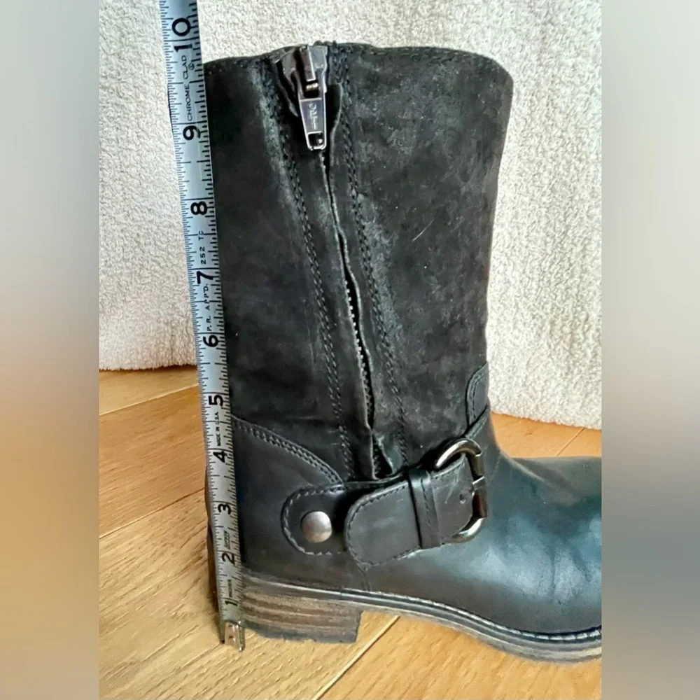 Clarks Majorca Isle leather side zip boots Sz 8 Wmns mid calf Black Moto Biker - Picture 9 of 11